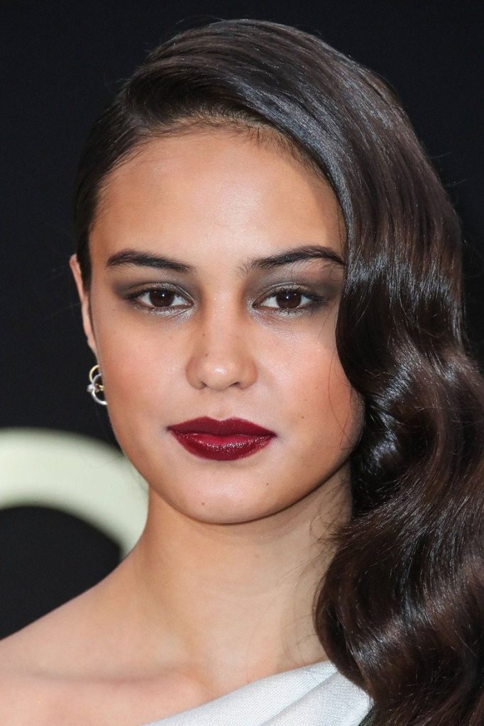 Courtney Eaton 1