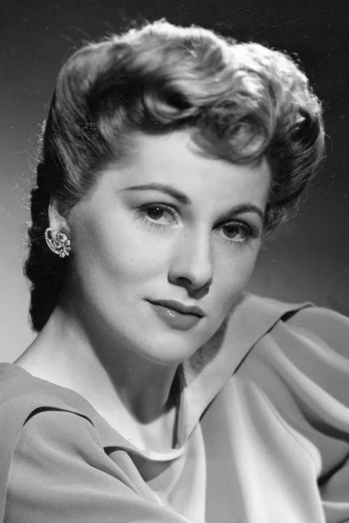 Joan Fontaine 3