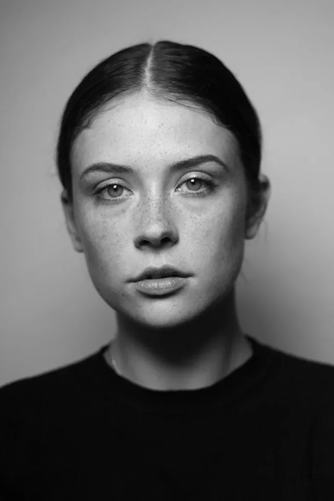 Mia Tomlinson 1