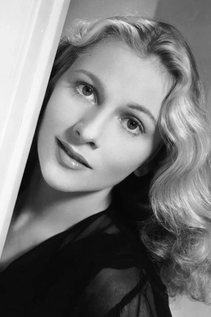 Joan Fontaine 4