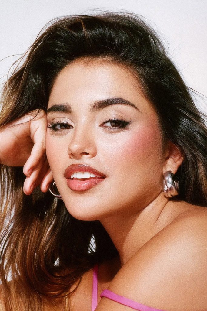 مایا رفیکو 2